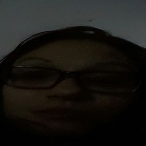 Meet your Posher, Flora